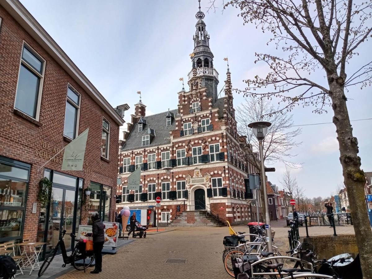 TzummarumWellnesshuis Met Hottub, Ligbad En Grote Tuin别墅 外观 照片